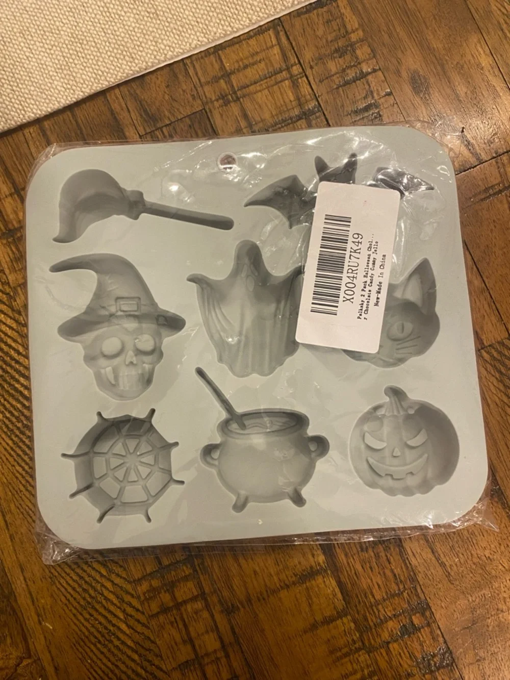 Silicone Halloween Candy Mold – Pink Ghost, Bat & Pumpkin Shapes